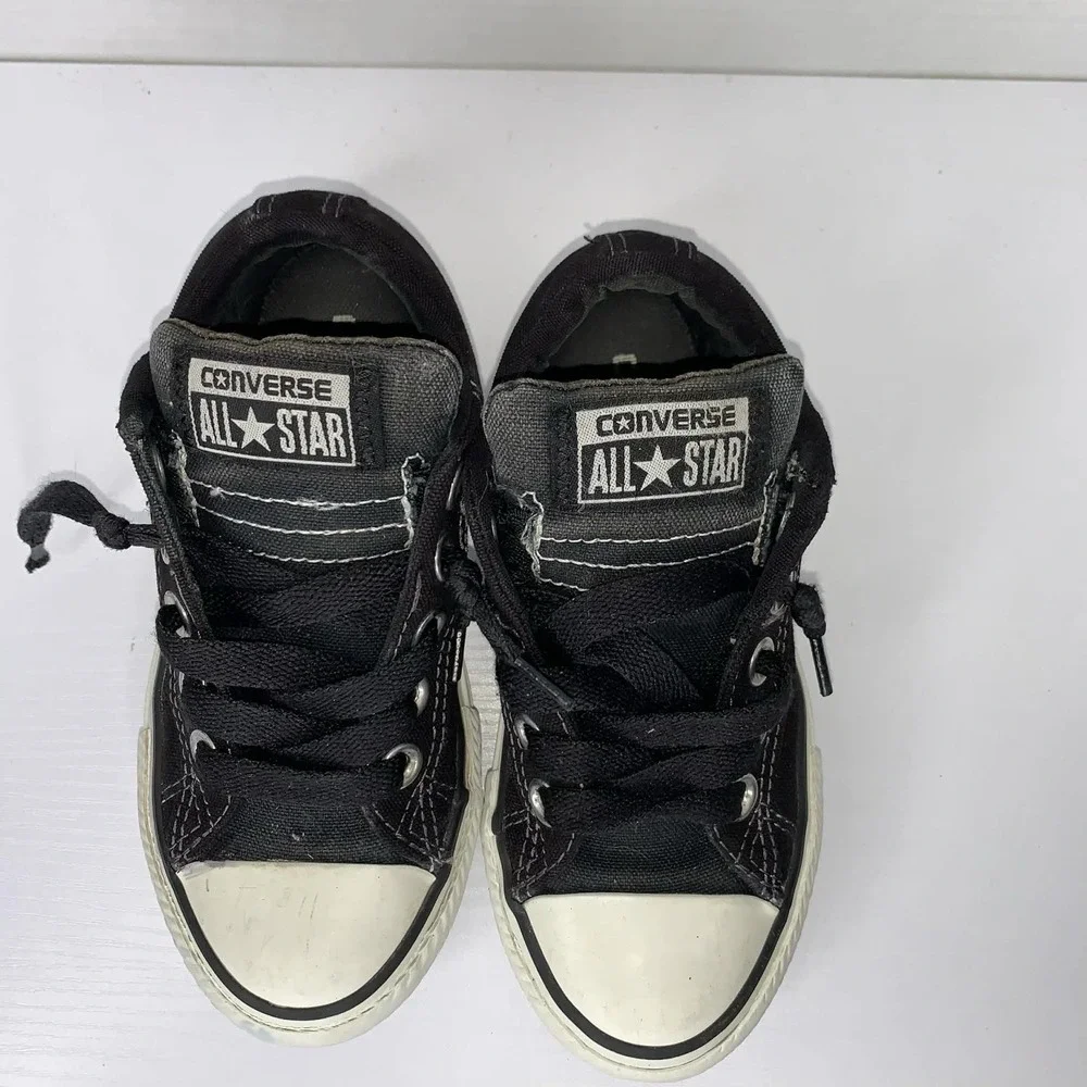 Converse Junior Chuck Taylor All Star 647735F Black Sneakers Size 11